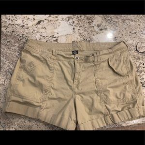 Woman’s shorts